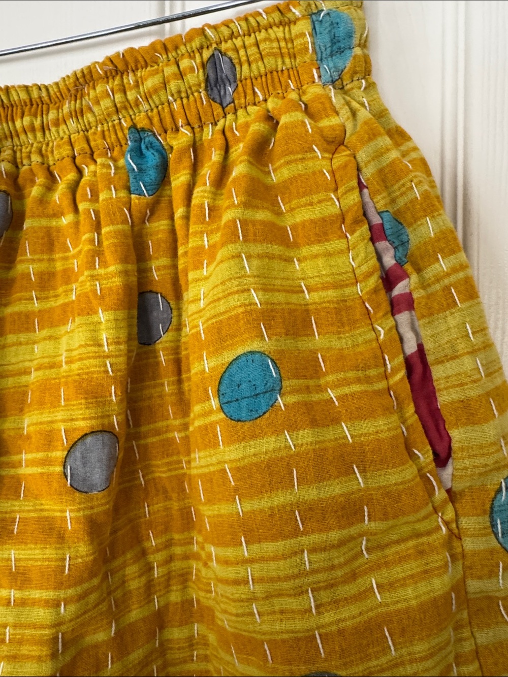 KANTHA Cloth Women's Shorts with Drawstring Small to Medium fit NEW - Picture 4 of 4